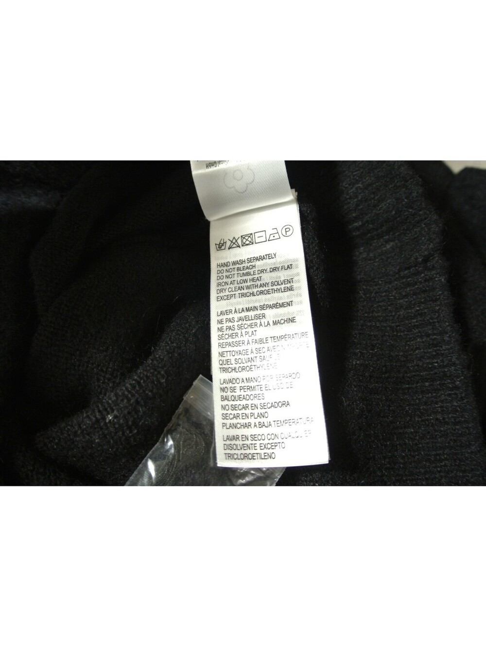 NEW, Farm Rio Berry Embroidered Ruffle Cardigan in Black Sz M #T4052 - Picture 9 of 10